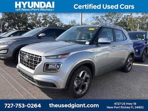 2023 Hyundai VENUE SEL