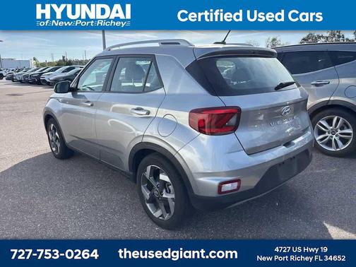 2023 Hyundai VENUE SEL