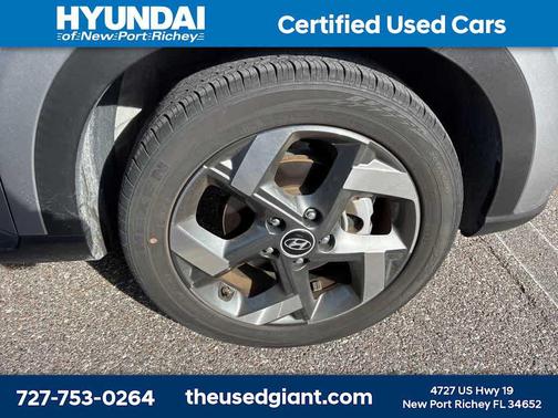 2023 Hyundai VENUE SEL