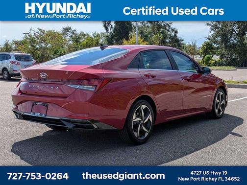 2021 Hyundai ELANTRA SEL