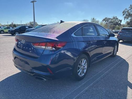 2018 Hyundai SONATA SE