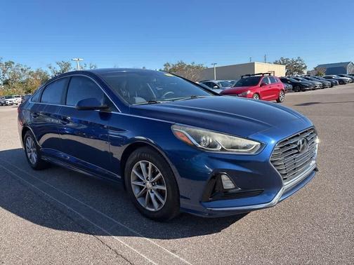 2018 Hyundai SONATA SE