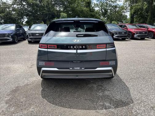 2025 Hyundai IONIQ 5 SE