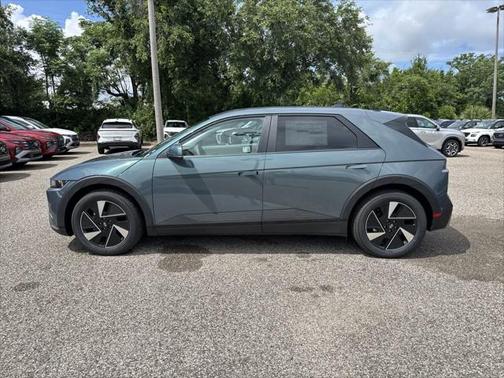 2025 Hyundai IONIQ 5 SE