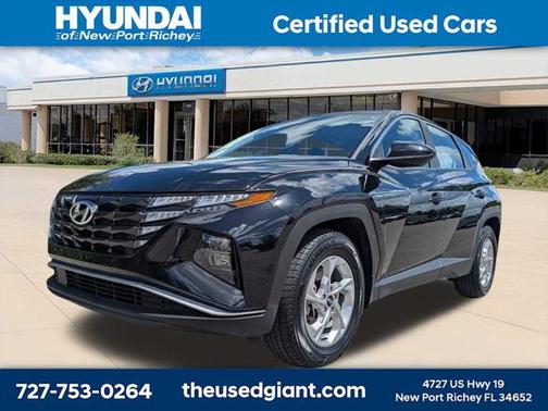 2023 Hyundai TUCSON SE