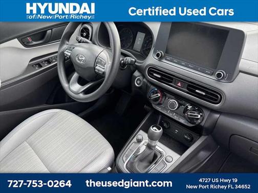 2022 Hyundai KONA SEL