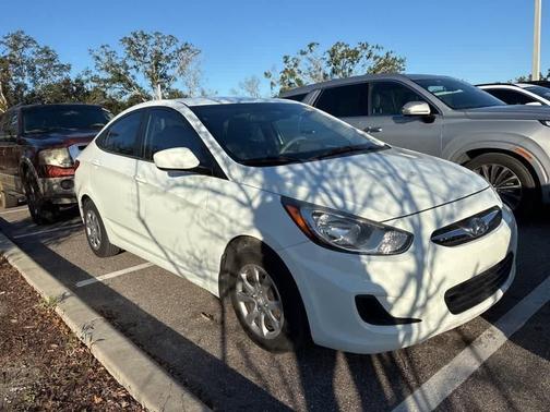 2013 Hyundai Accent GLS