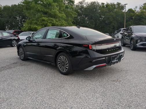 2025 Hyundai SONATA Hybrid Limited