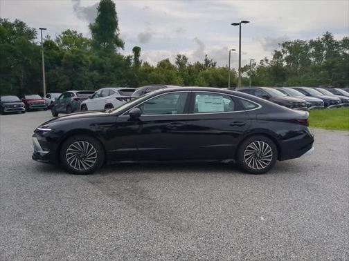 2025 Hyundai SONATA Hybrid Limited