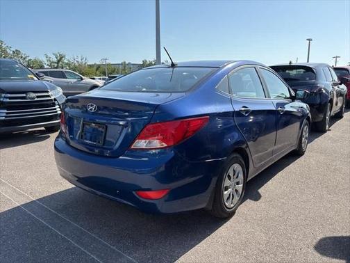 2016 Hyundai Accent SE