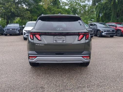 2026 Hyundai TUCSON SEL