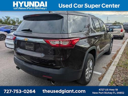 Black Currant Metallic 2018 Chevrolet Traverse LT Cloth