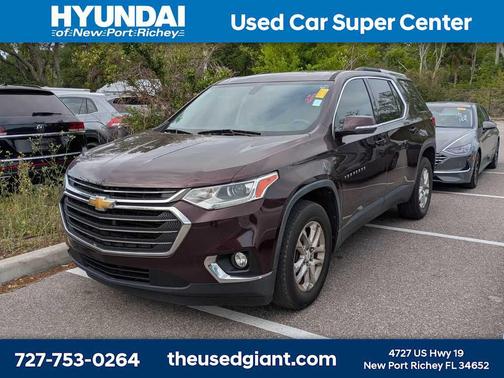 Black Currant Metallic 2018 Chevrolet Traverse LT Cloth