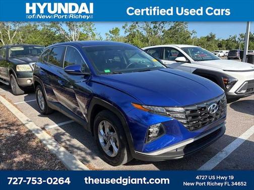 2022 Hyundai TUCSON SE