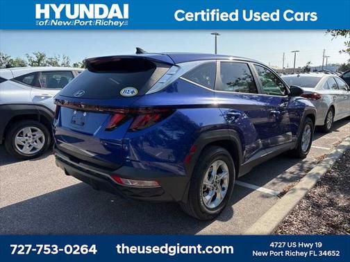 2022 Hyundai TUCSON SE