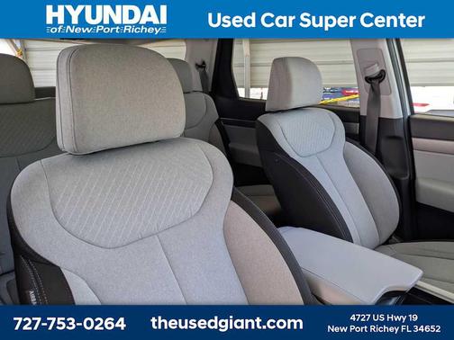 2025 Hyundai PALISADE SE