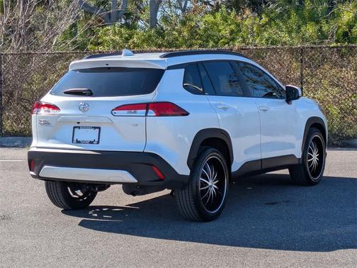 2022 Toyota Corolla Cross LE