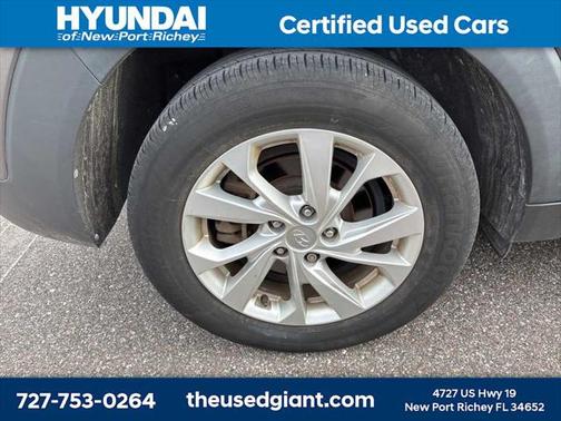 2020 Hyundai TUCSON SE