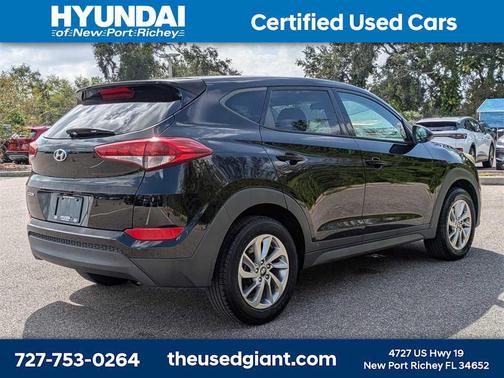 2018 Hyundai TUCSON SE