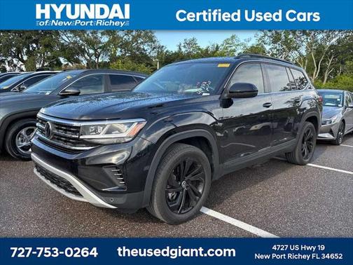 2022 Volkswagen Atlas 2.0T SE w/Technology