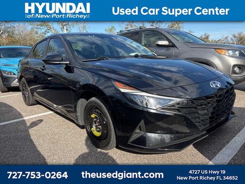 2023 Hyundai ELANTRA SEL