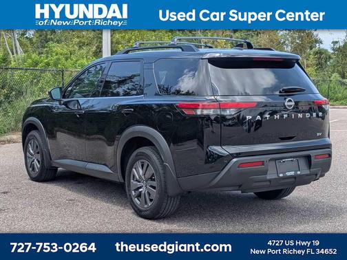 Super Black 2024 Nissan Pathfinder SV FWD
