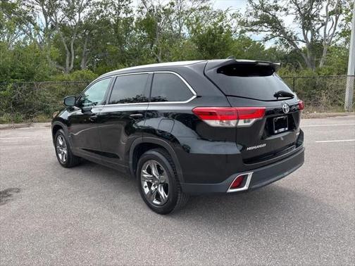 2018 Toyota Highlander Limited Platinum