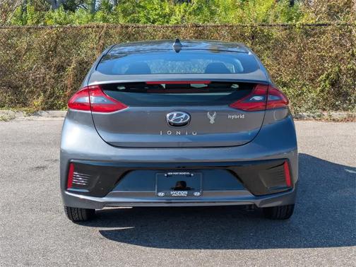 2019 Hyundai IONIQ Hybrid SEL