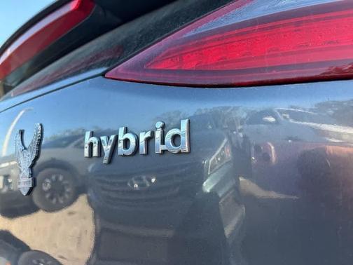 2019 Hyundai IONIQ Hybrid SEL
