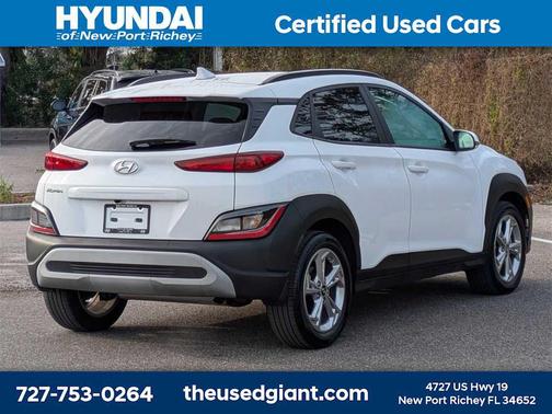 2023 Hyundai KONA SEL
