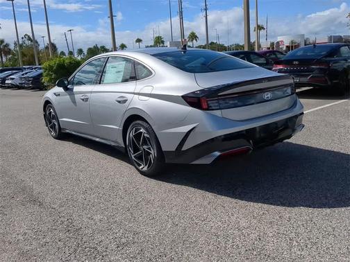 2026 Hyundai SONATA SEL