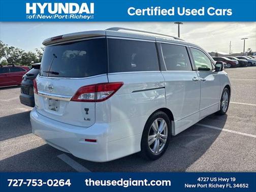2012 Nissan Quest LE