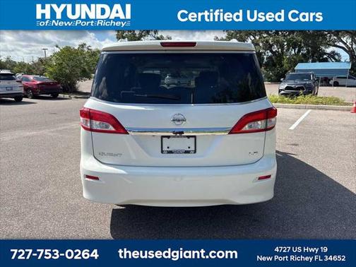 2012 Nissan Quest LE