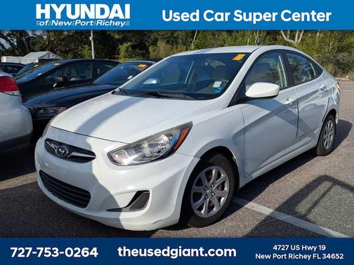 Century White 2014 Hyundai Accent GLS