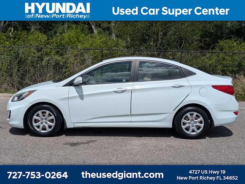 Century White 2014 Hyundai Accent GLS