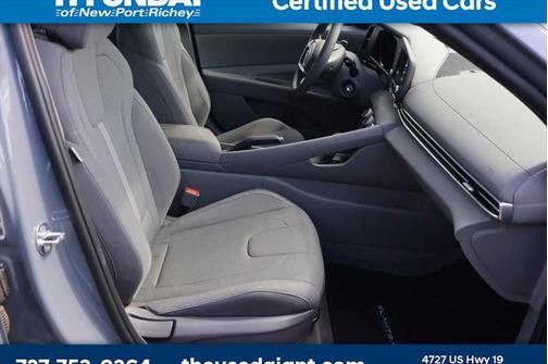 2023 Hyundai ELANTRA SE