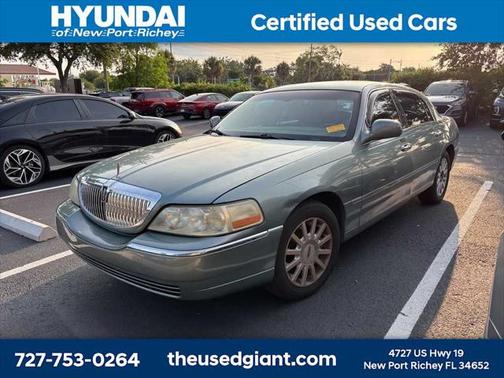 2006 Lincoln Town Car Signature