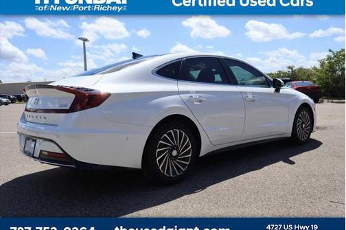 2023 Hyundai SONATA Hybrid Limited