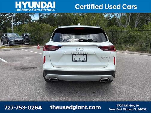 2022 INFINITI QX50 ESSENTIAL