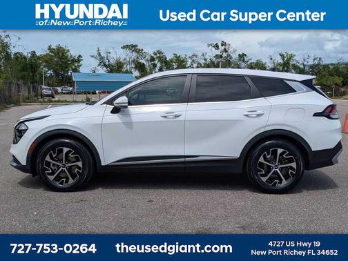 2023 Kia Sportage EX