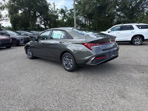 2025 Hyundai ELANTRA HEV Blue