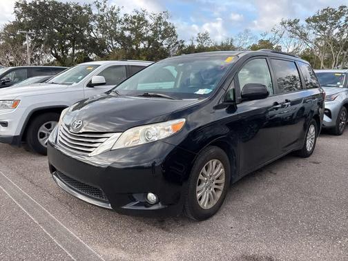 2015 Toyota Sienna XLE Premium