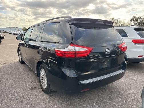 2015 Toyota Sienna XLE Premium