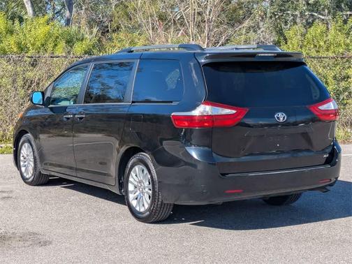 2015 Toyota Sienna XLE Premium