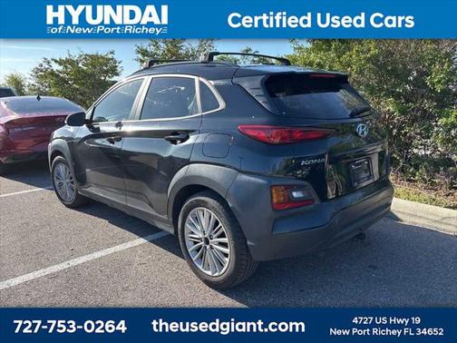 2021 Hyundai KONA SEL