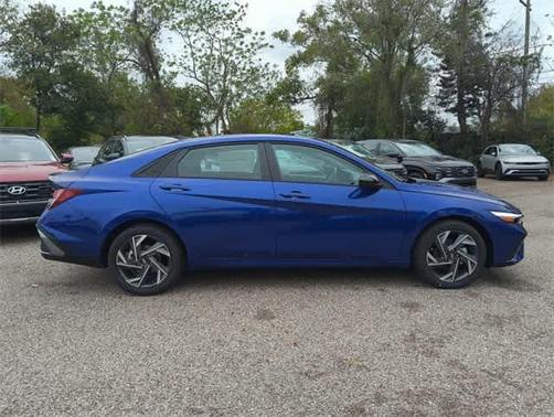 2025 Hyundai ELANTRA Sport