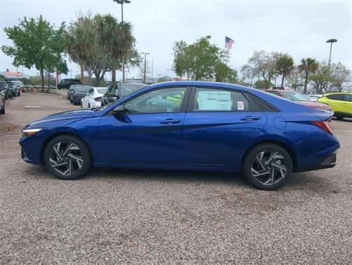 2025 Hyundai ELANTRA Sport