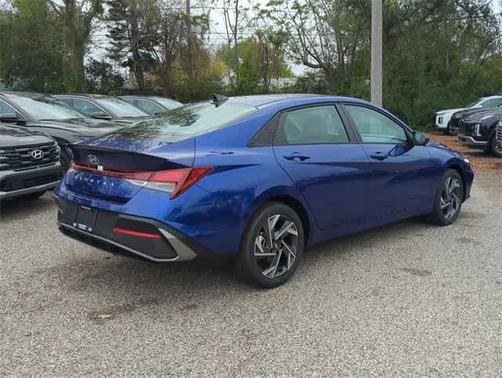 2025 Hyundai ELANTRA Sport