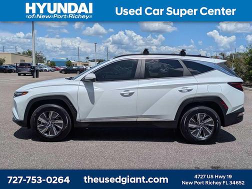 White Pearl 2024 Hyundai TUCSON Hybrid Blue