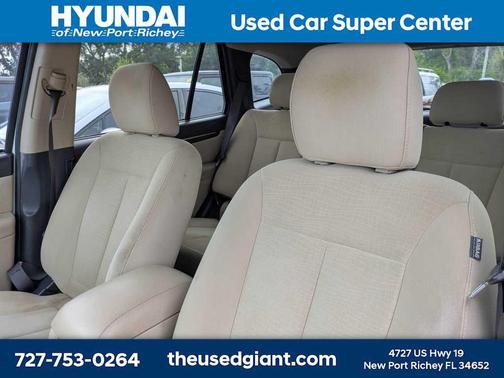 Frost White Pearl 2012 Hyundai SANTA FE GLS